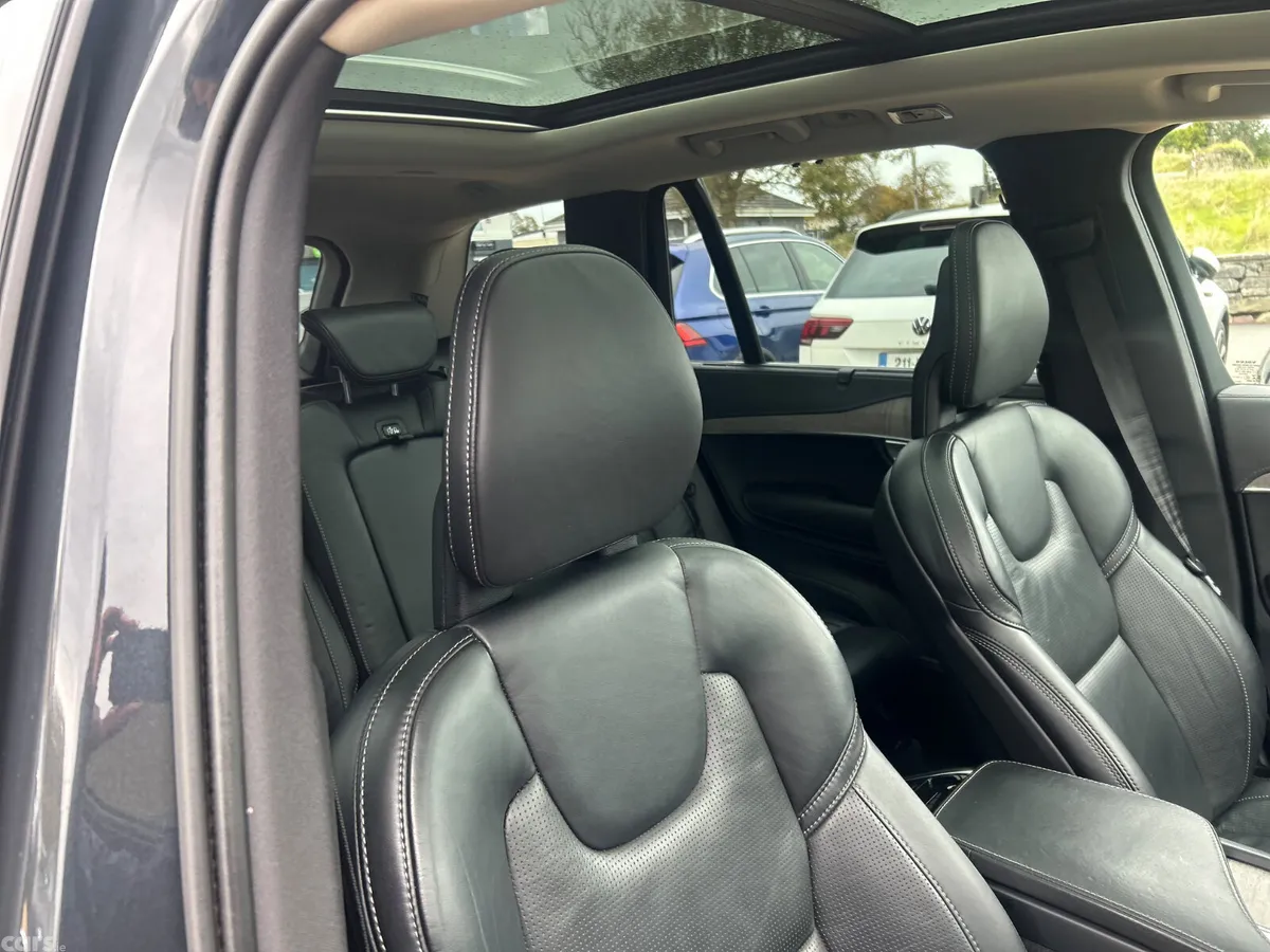 Volvo XC90 SUV, Petrol Plug-in Hybrid, 2021, Grey