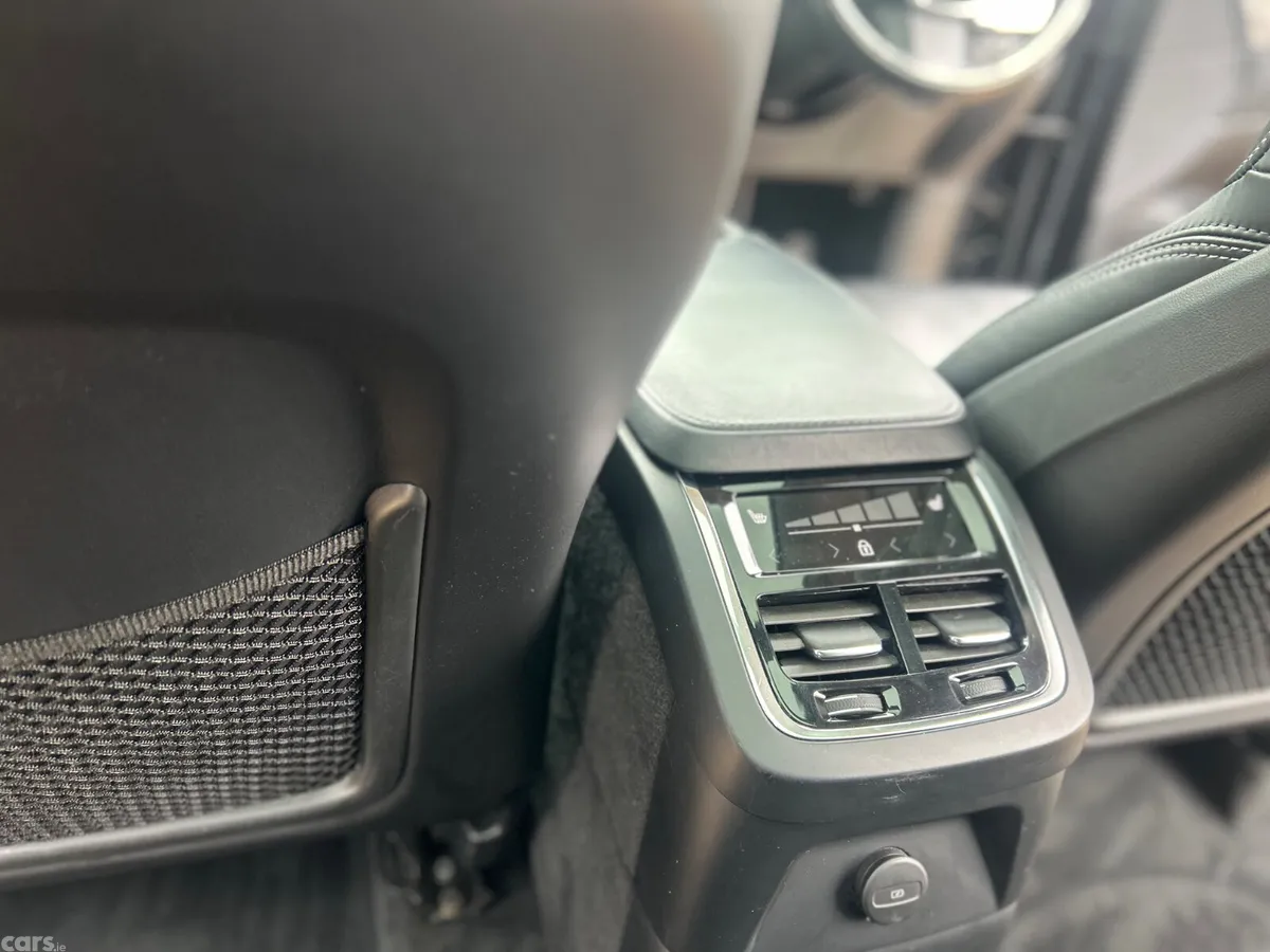 Volvo XC90 SUV, Petrol Plug-in Hybrid, 2021, Grey
