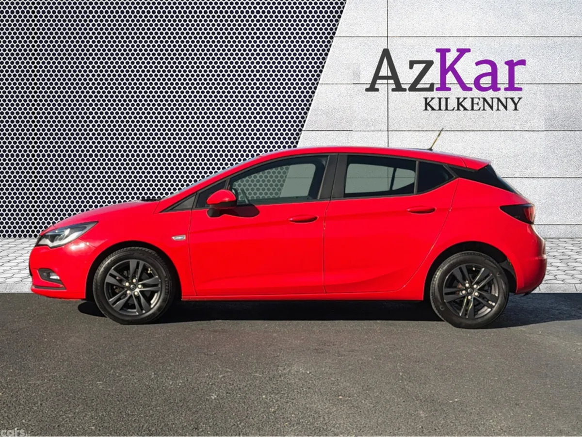 Opel Astra Hatchback, Diesel, 2019, Red