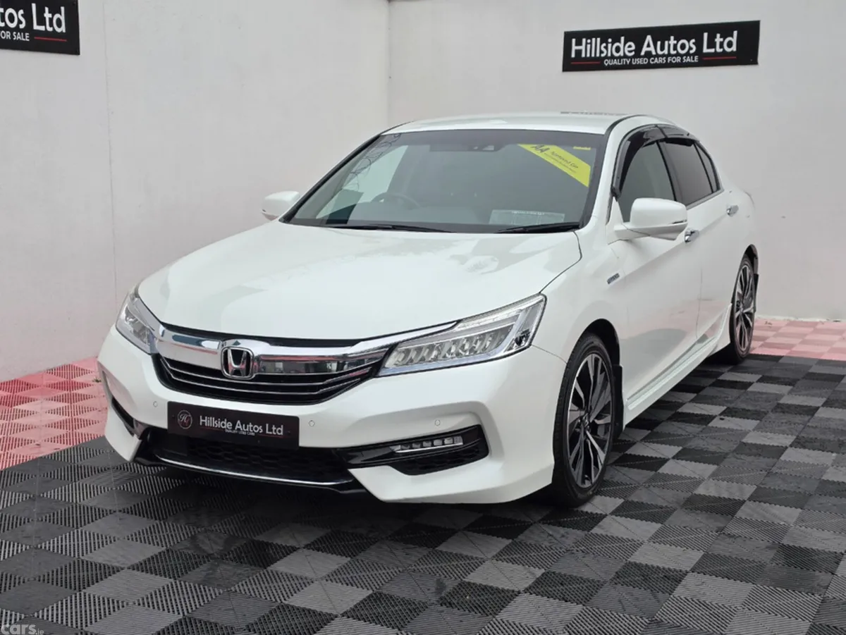 Honda Accord Saloon, Petrol Hybrid, 2017, White
