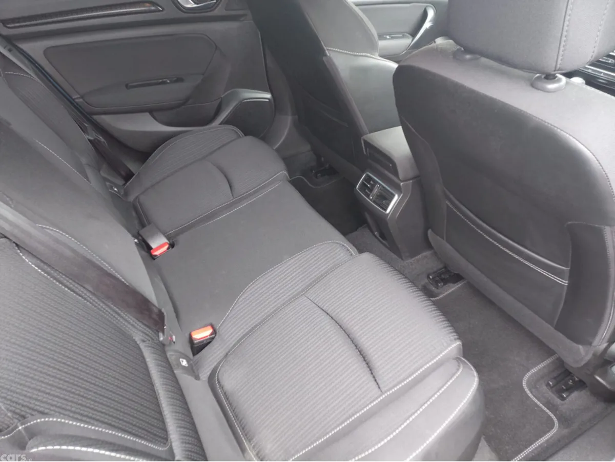 Renault Megane Hatchback, Petrol, 2019, Blue