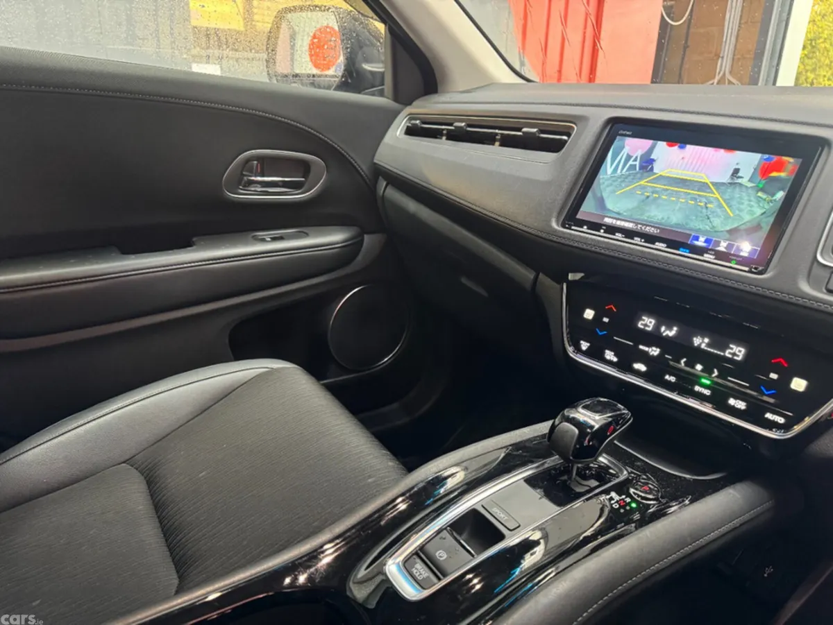 Honda Vezel SUV, Petrol Hybrid, 2018, Black