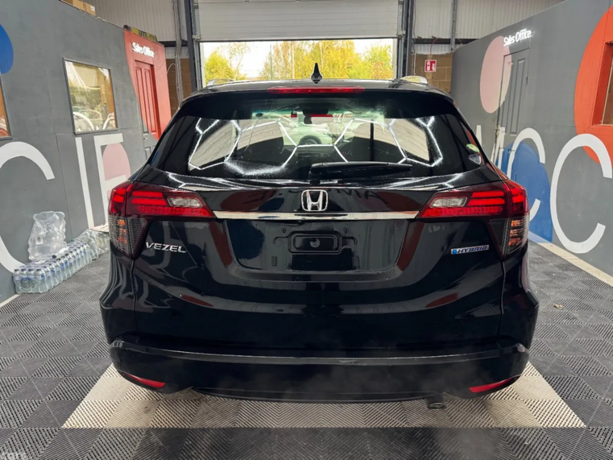 Honda Vezel SUV, Petrol Hybrid, 2018, Black