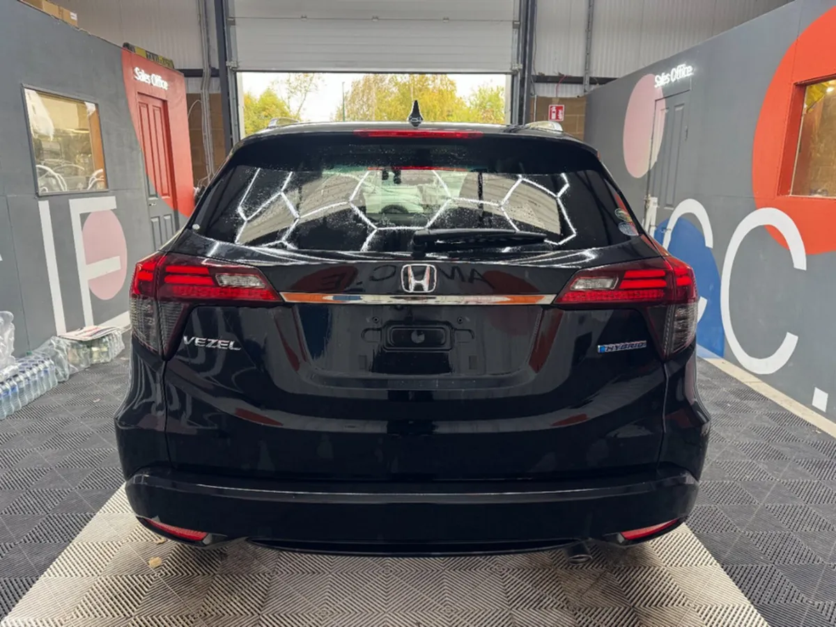 Honda Vezel SUV, Petrol Hybrid, 2018, Black