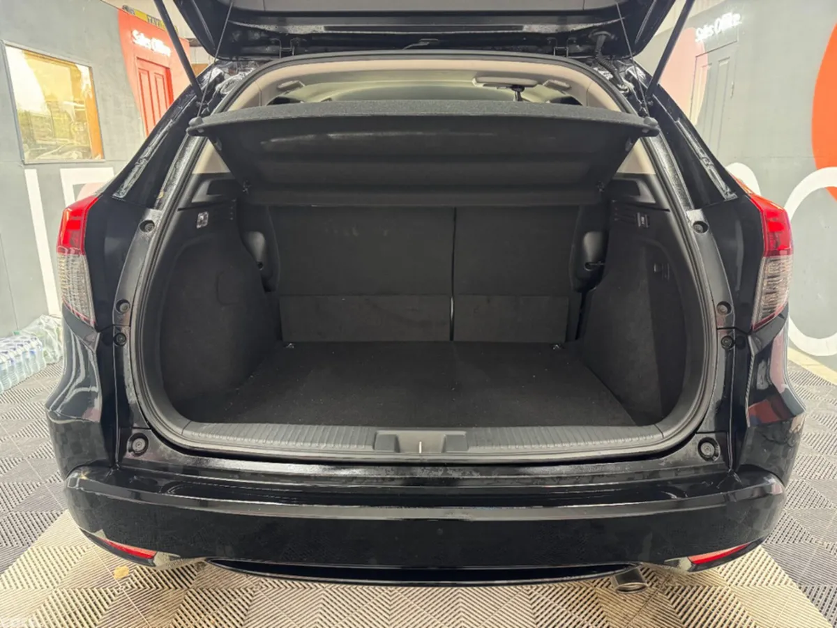 Honda Vezel SUV, Petrol Hybrid, 2018, Black