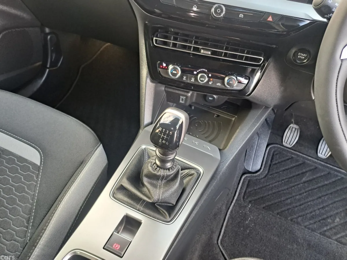 Opel Mokka SUV, Petrol, 2026, Blue