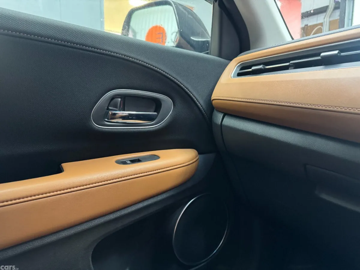 Honda Vezel SUV, Petrol Hybrid, 2018, Black