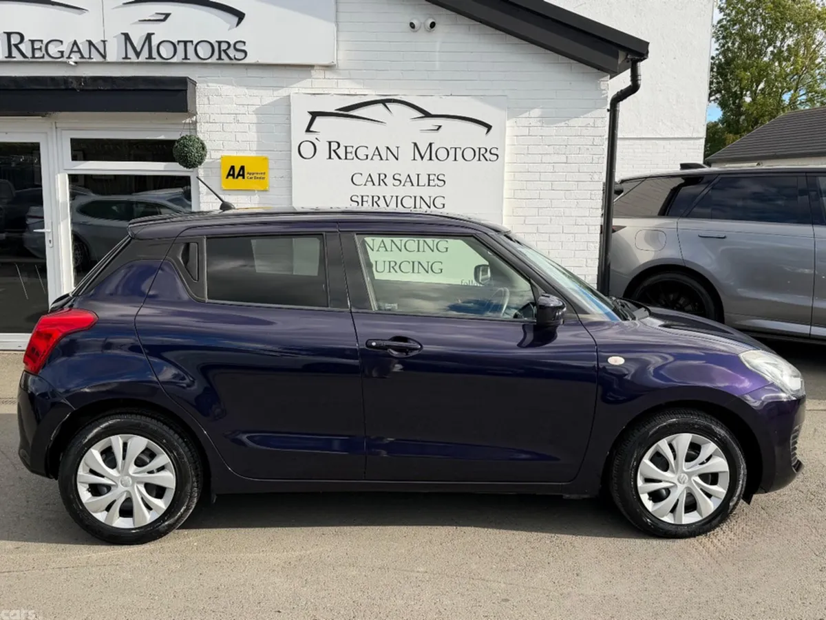 Suzuki Swift Hatchback, Petrol, 2019, Purple