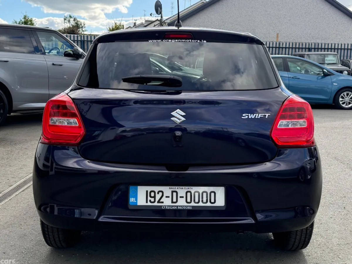 Suzuki Swift Hatchback, Petrol, 2019, Purple