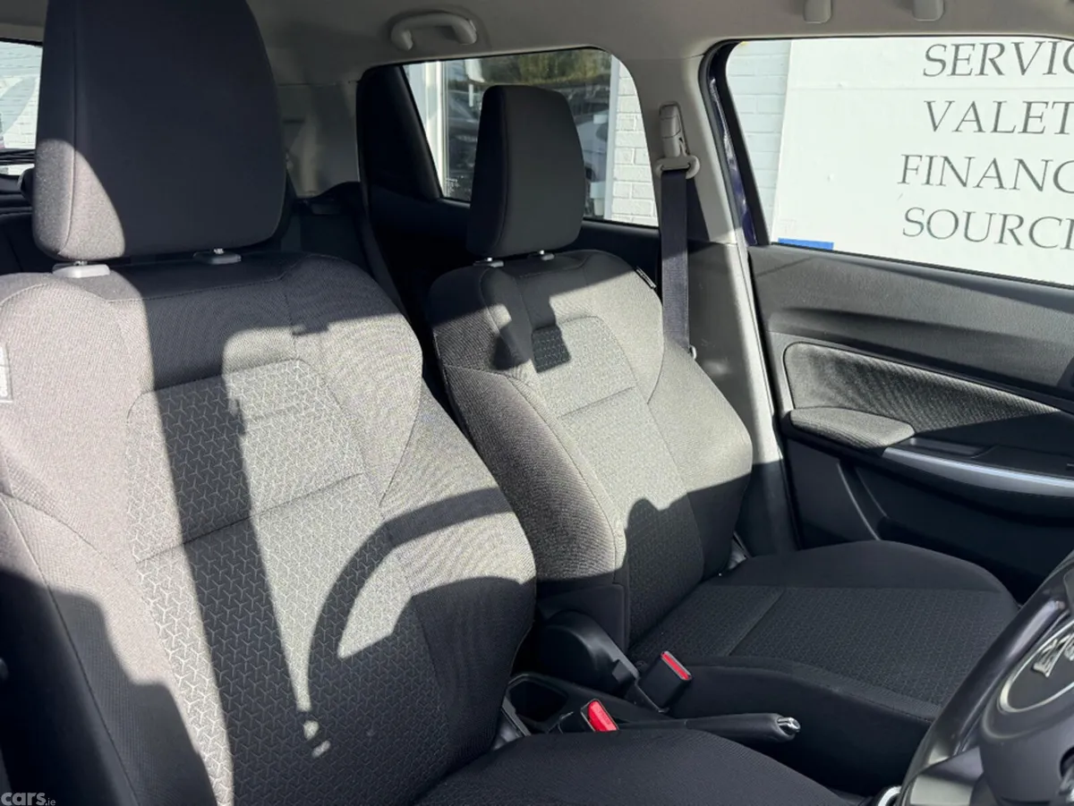 Suzuki Swift Hatchback, Petrol, 2019, Purple