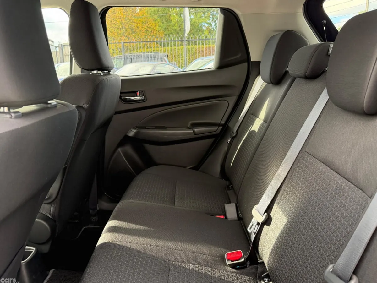 Suzuki Swift Hatchback, Petrol, 2019, Purple