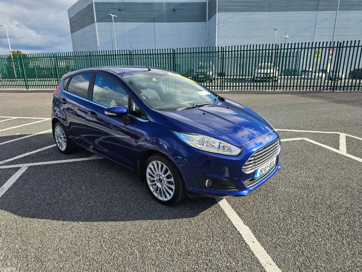 Ford Fiesta Hatchback, Petrol, 2015, Blue