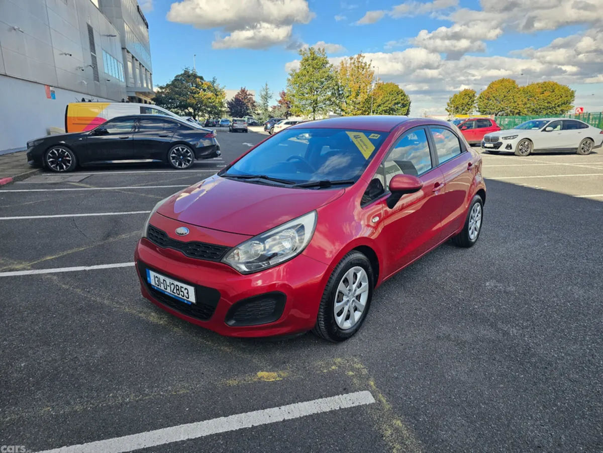 Kia Rio MPV, Petrol, 2013, Red