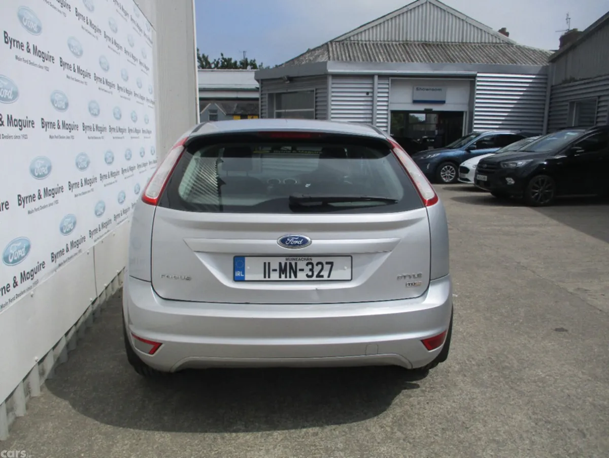 Ford Focus Hatchback, Diesel, 2011, Silver