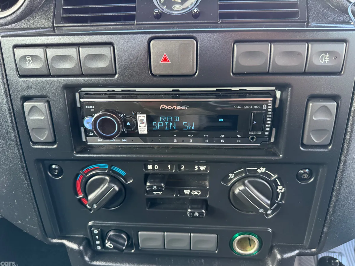 Land Rover Defender SUV, Diesel, 2014, Green