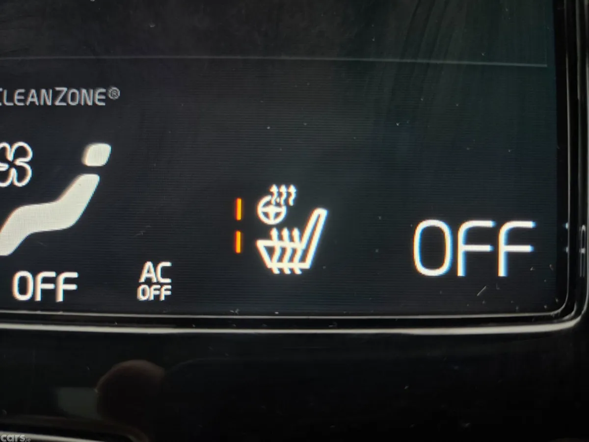 Volvo XC90 MPV, Diesel, 2021, Black