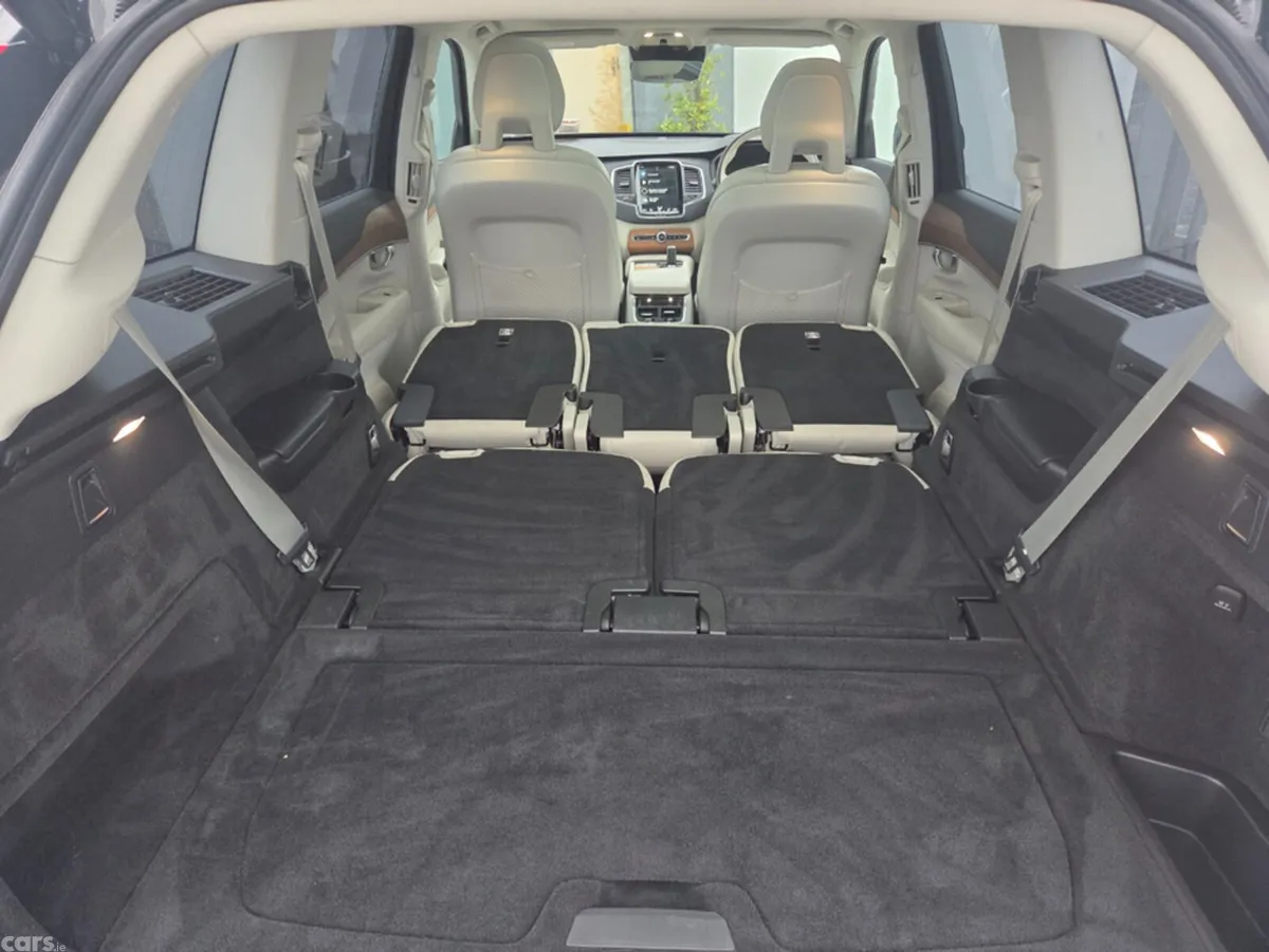 Volvo XC90 MPV, Diesel, 2021, Black