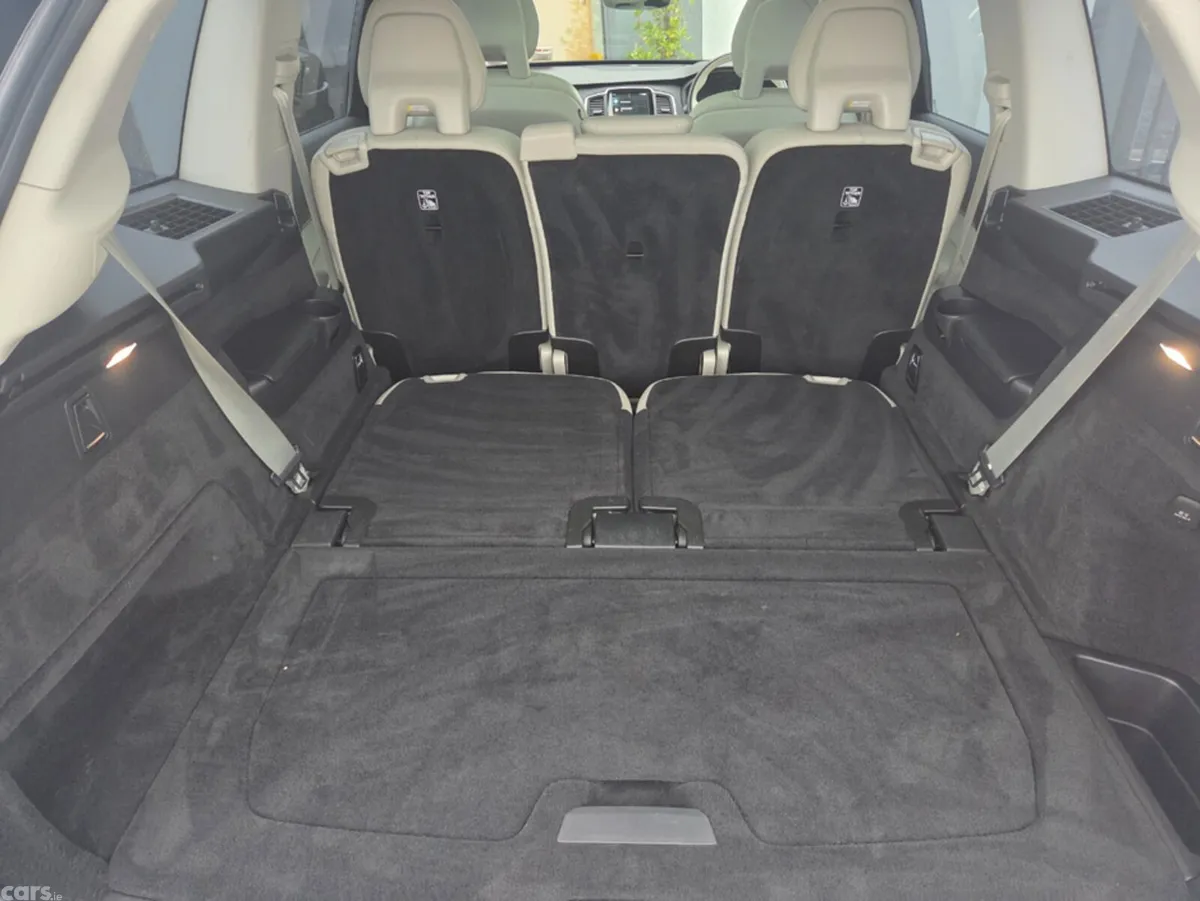 Volvo XC90 MPV, Diesel, 2021, Black