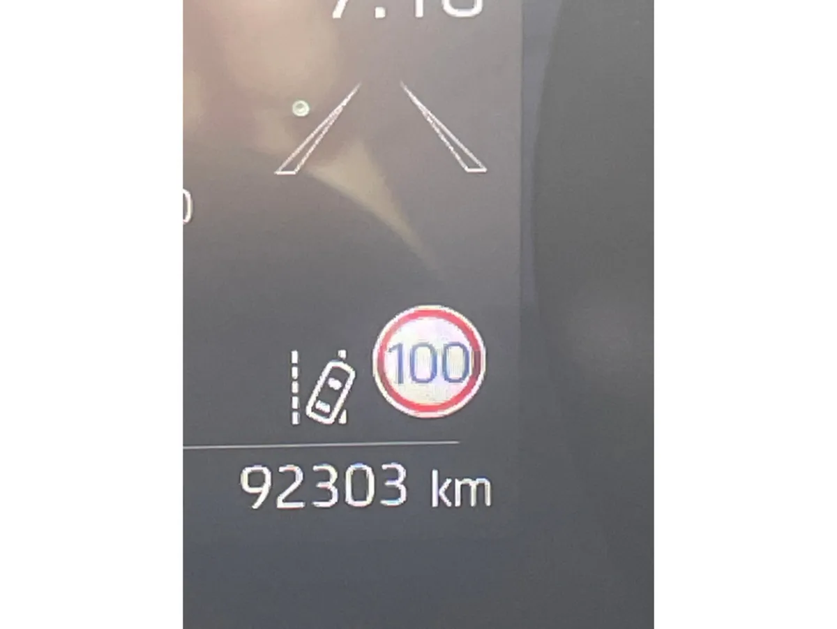 Toyota Yaris Hatchback, Petrol Hybrid, 2020, Silver
