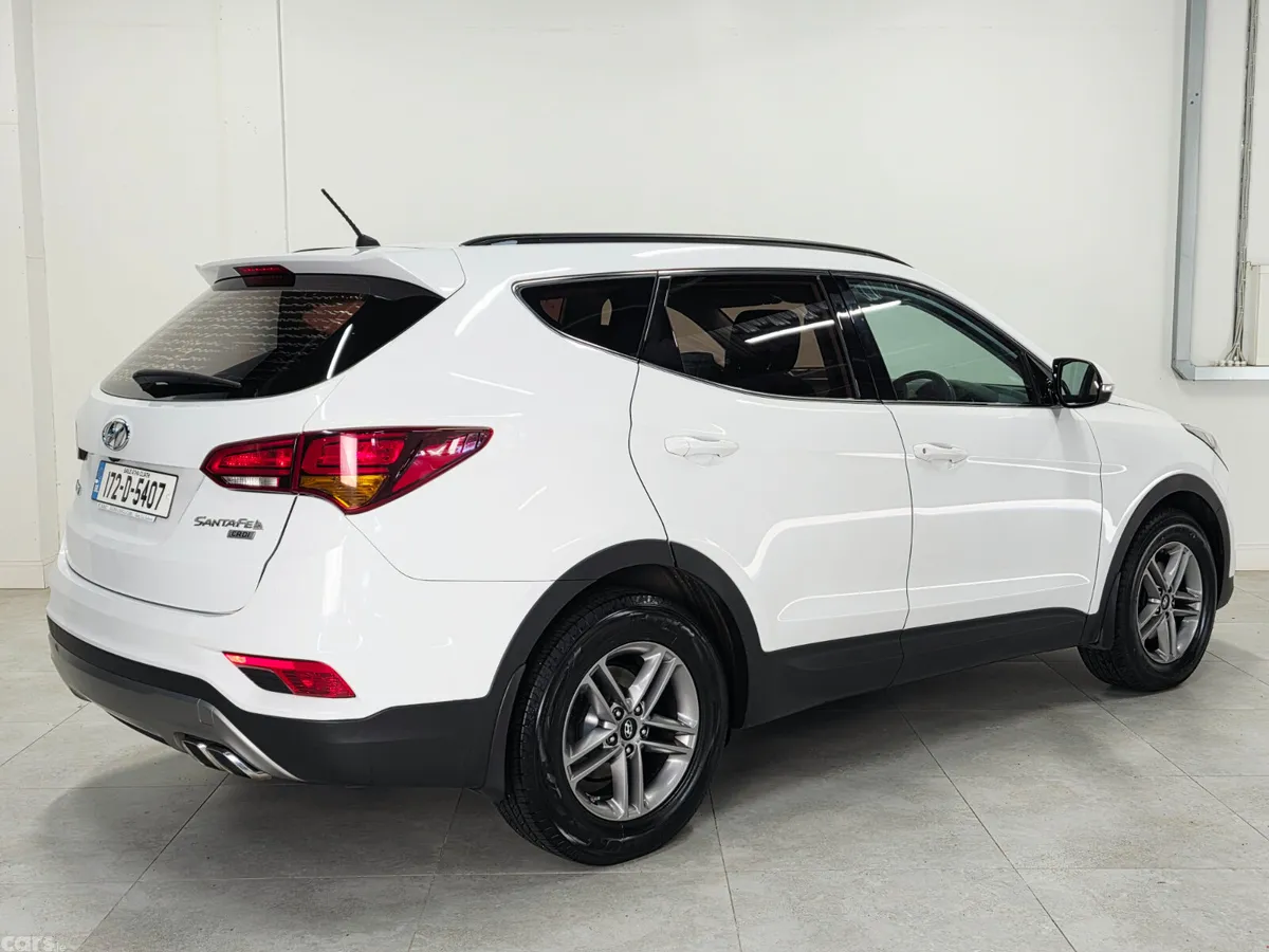 Hyundai Santa Fe SUV, Diesel, 2017, White