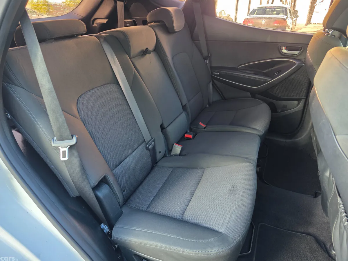 Hyundai Santa Fe SUV, Diesel, 2017, White