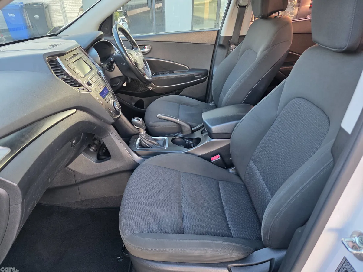 Hyundai Santa Fe SUV, Diesel, 2017, White