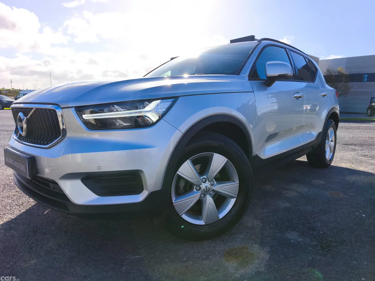 Volvo XC40 SUV, Diesel, 2019, Grey