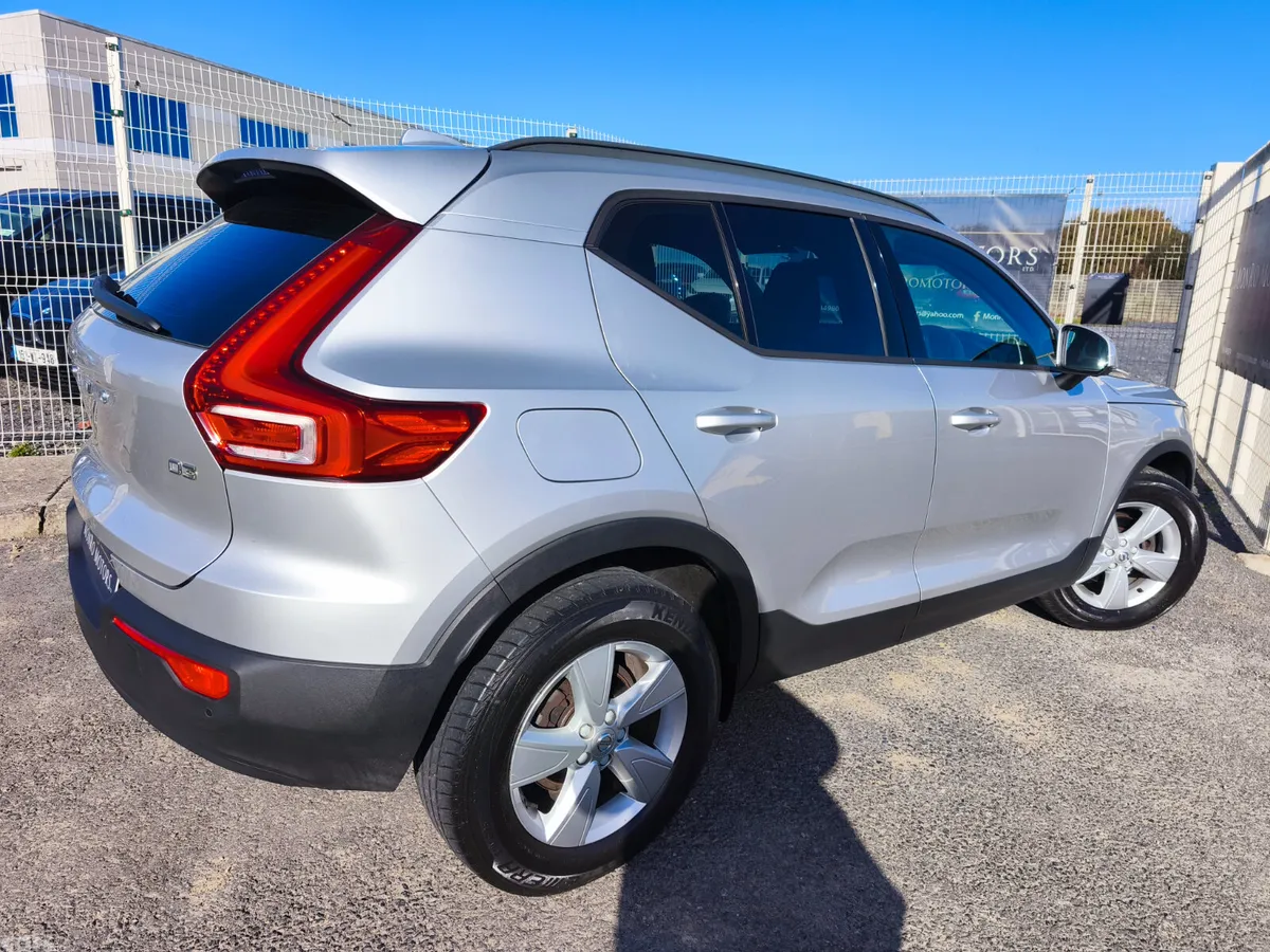 Volvo XC40 SUV, Diesel, 2019, Grey