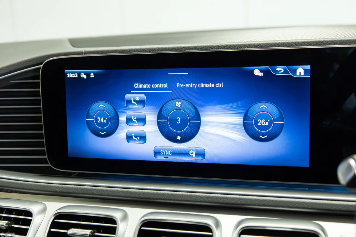 Mercedes-Benz GLE SUV, Petrol Plug-in Hybrid, 2025, Blue