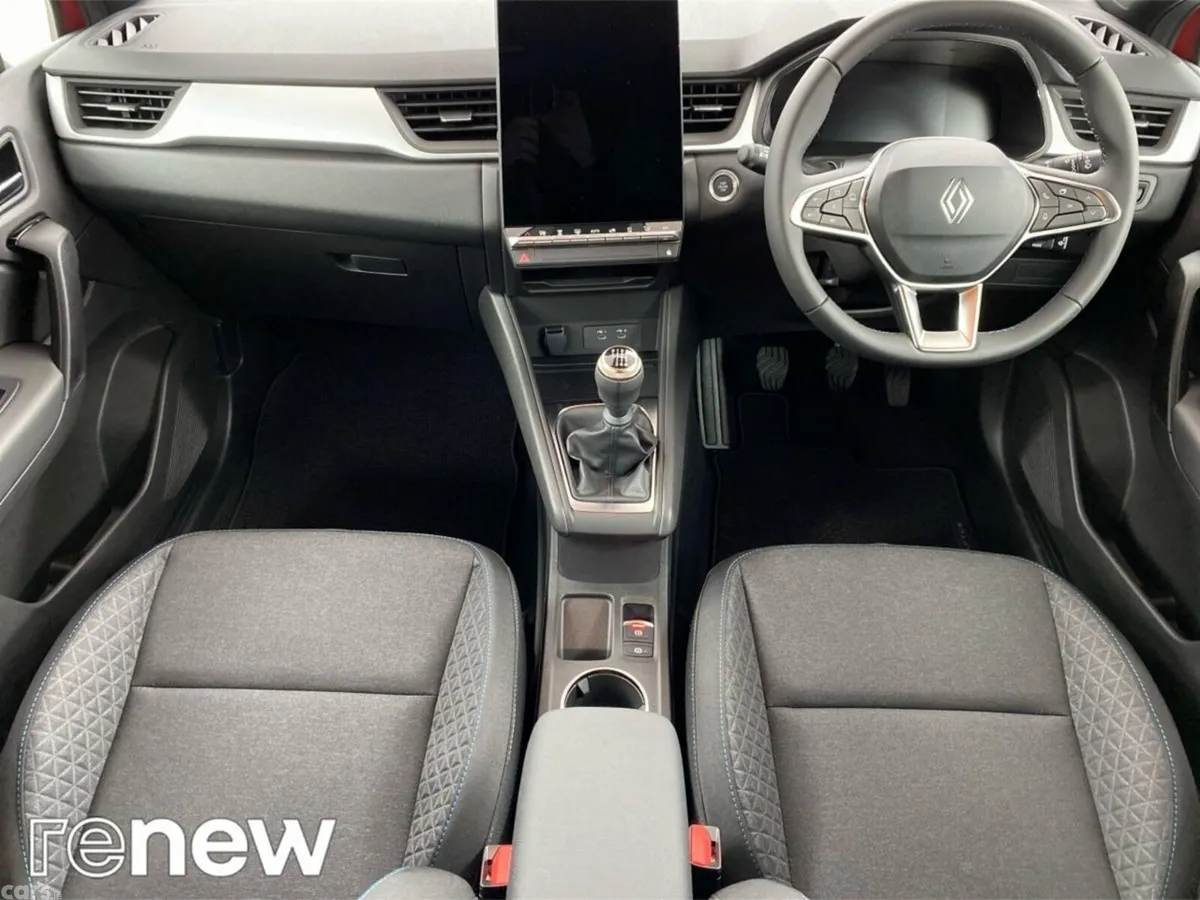 Renault Captur Hatchback, Petrol, 2026, Red