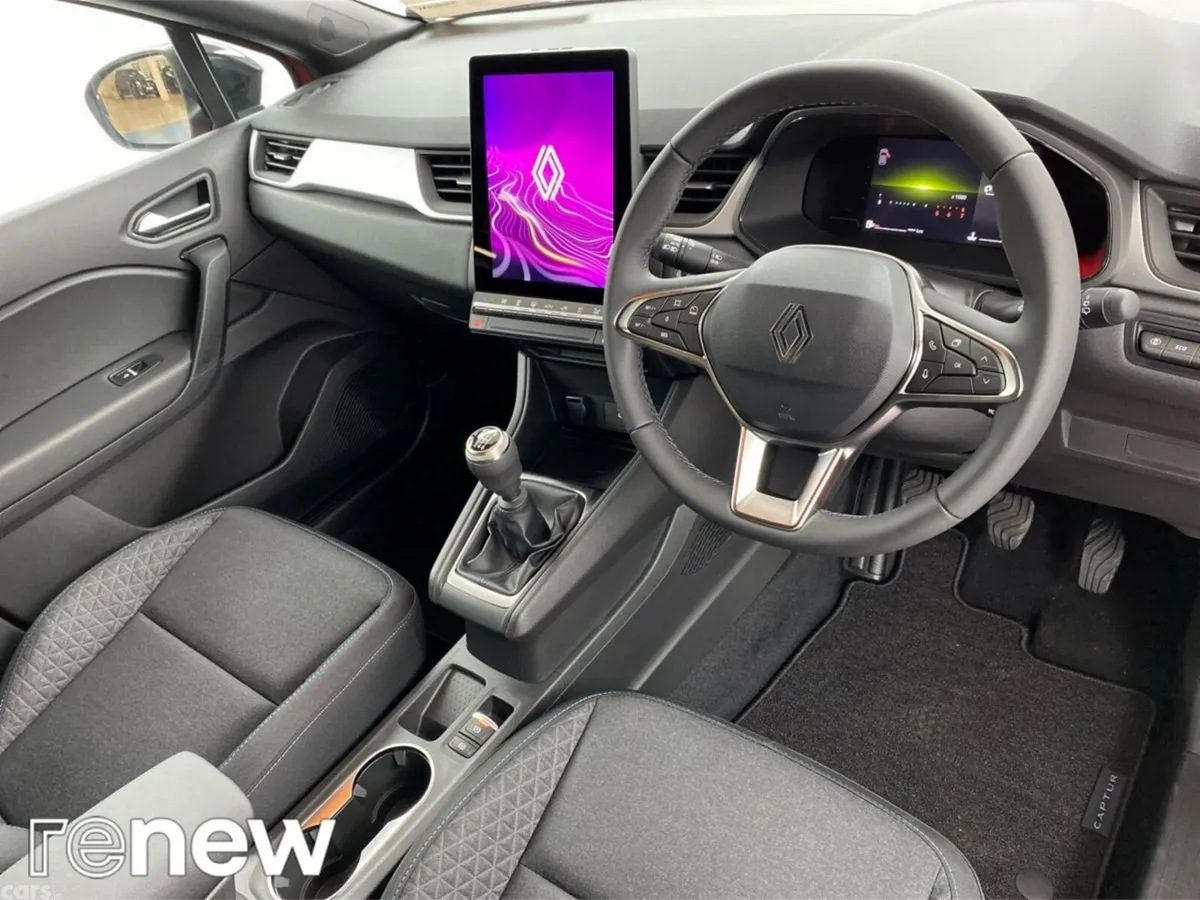 Renault Captur Hatchback, Petrol, 2026, Red