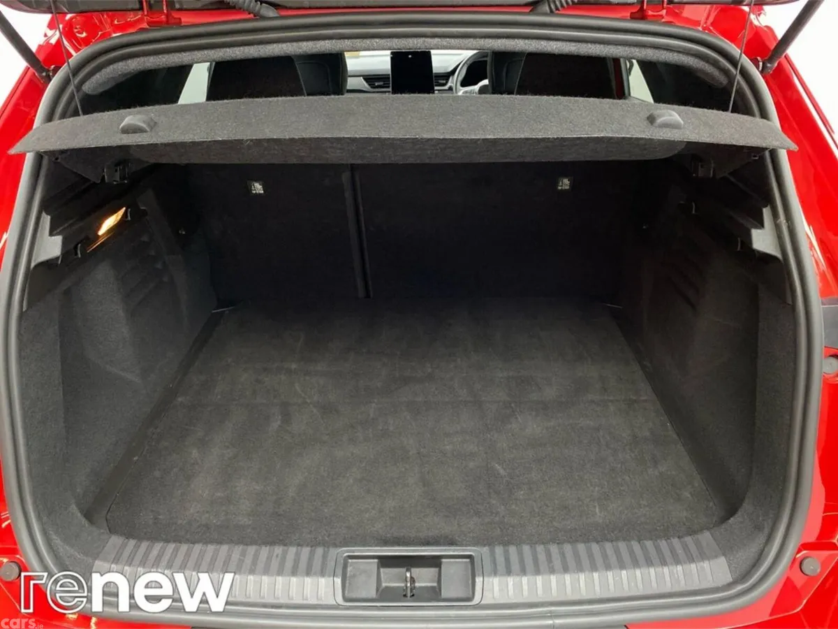 Renault Symbioz Hatchback, Petrol, 2026, Red