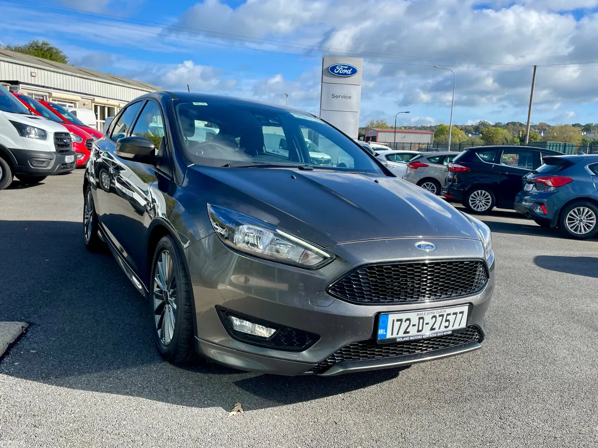 Ford Focus Hatchback, Diesel, 2017, Grey