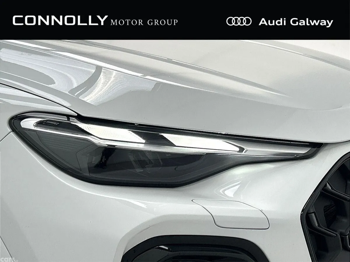 Audi Q5 SUV, Petrol Plug-in Hybrid, 2027, White