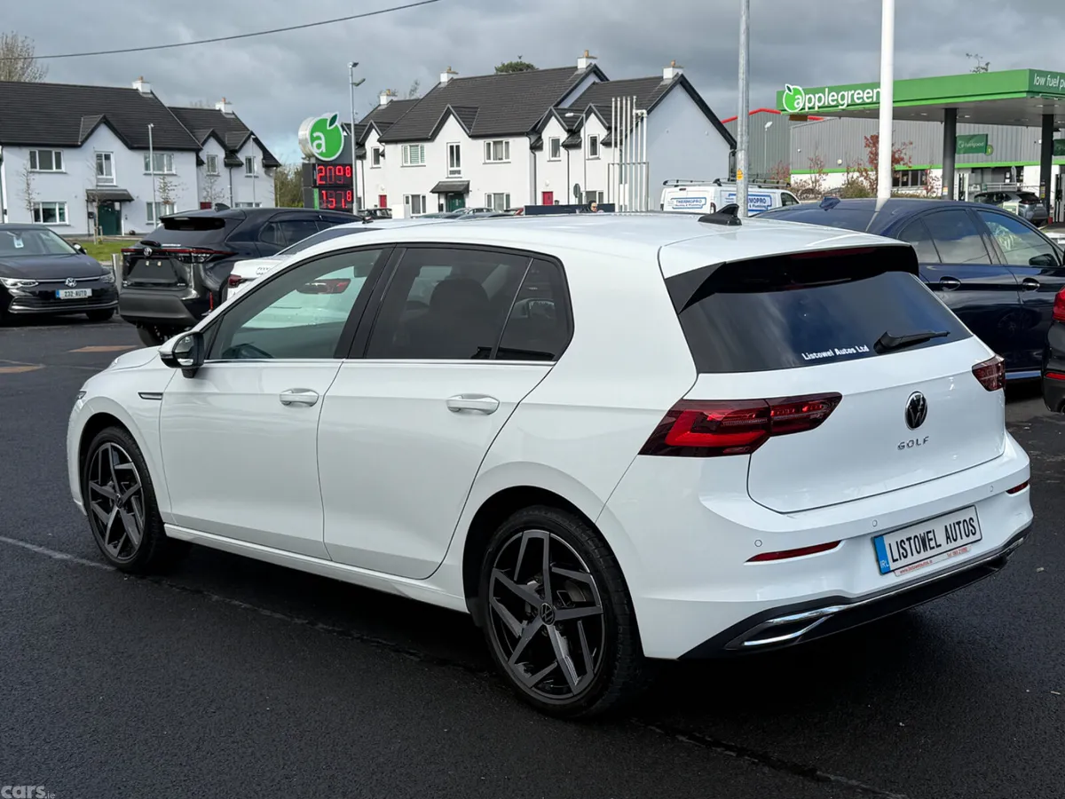 Volkswagen Golf Hatchback, Diesel, 2024, White