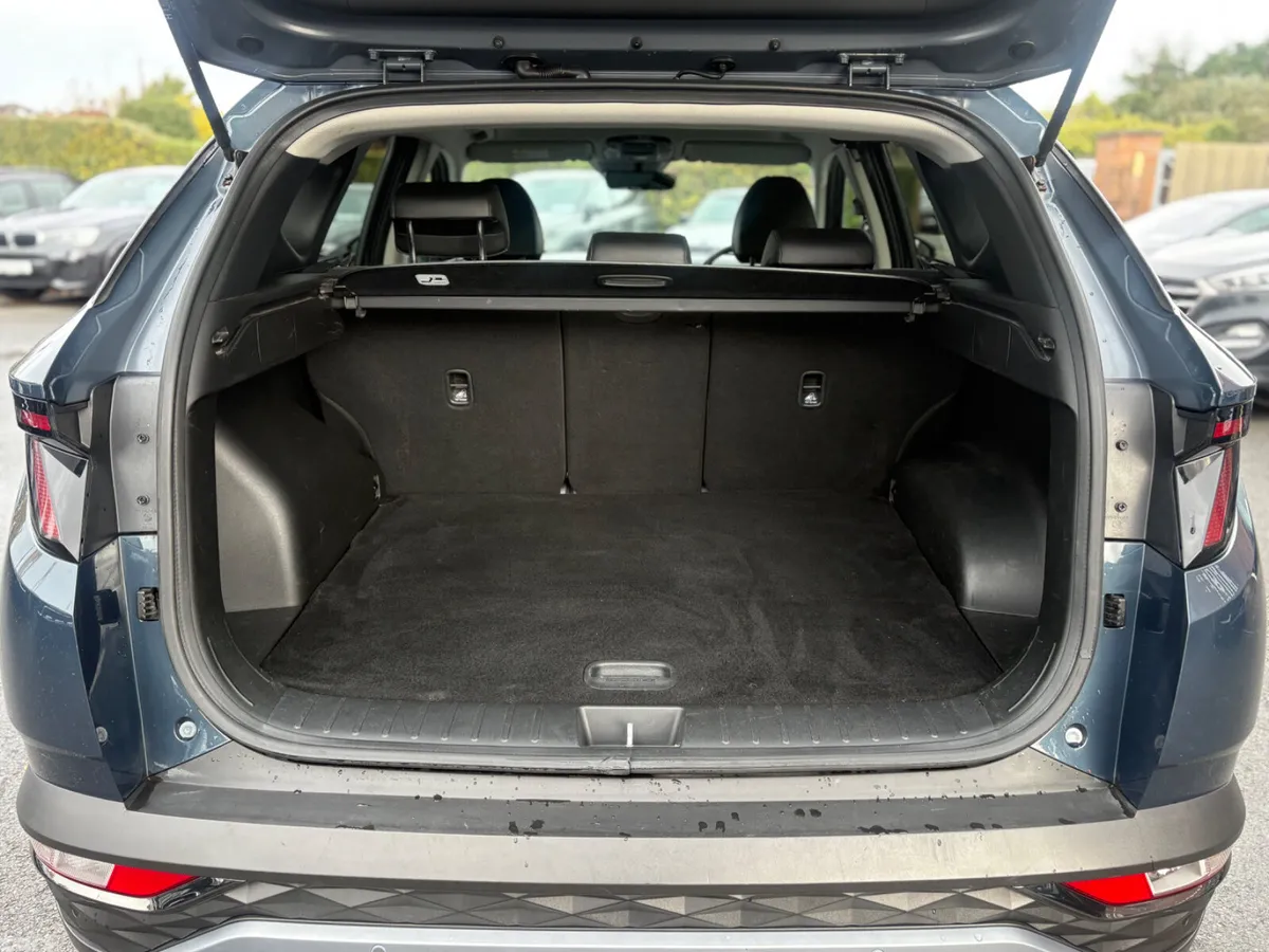 Hyundai Tucson SUV, Petrol Hybrid, 2021, Blue