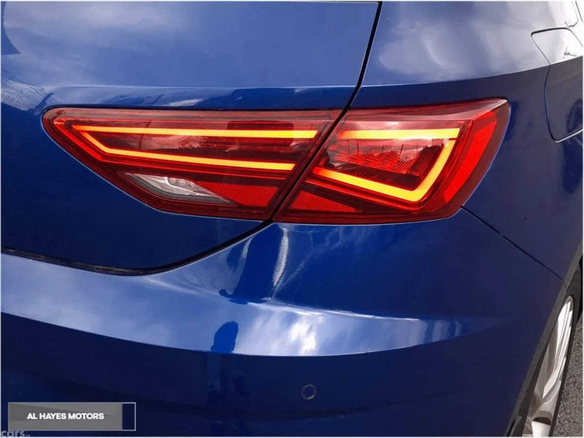 SEAT Leon Hatchback, Diesel, 2019, Blue