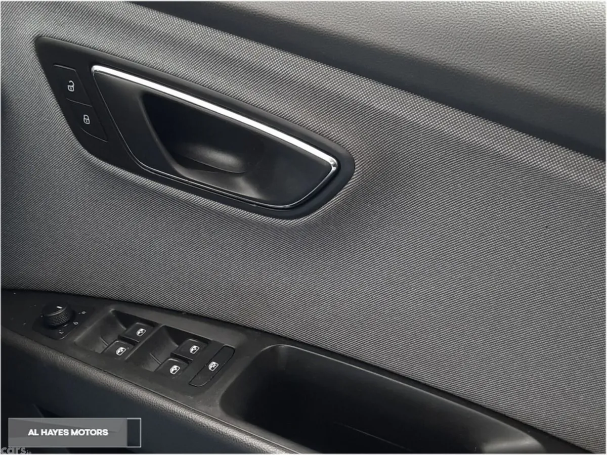 SEAT Leon Hatchback, Diesel, 2019, Blue
