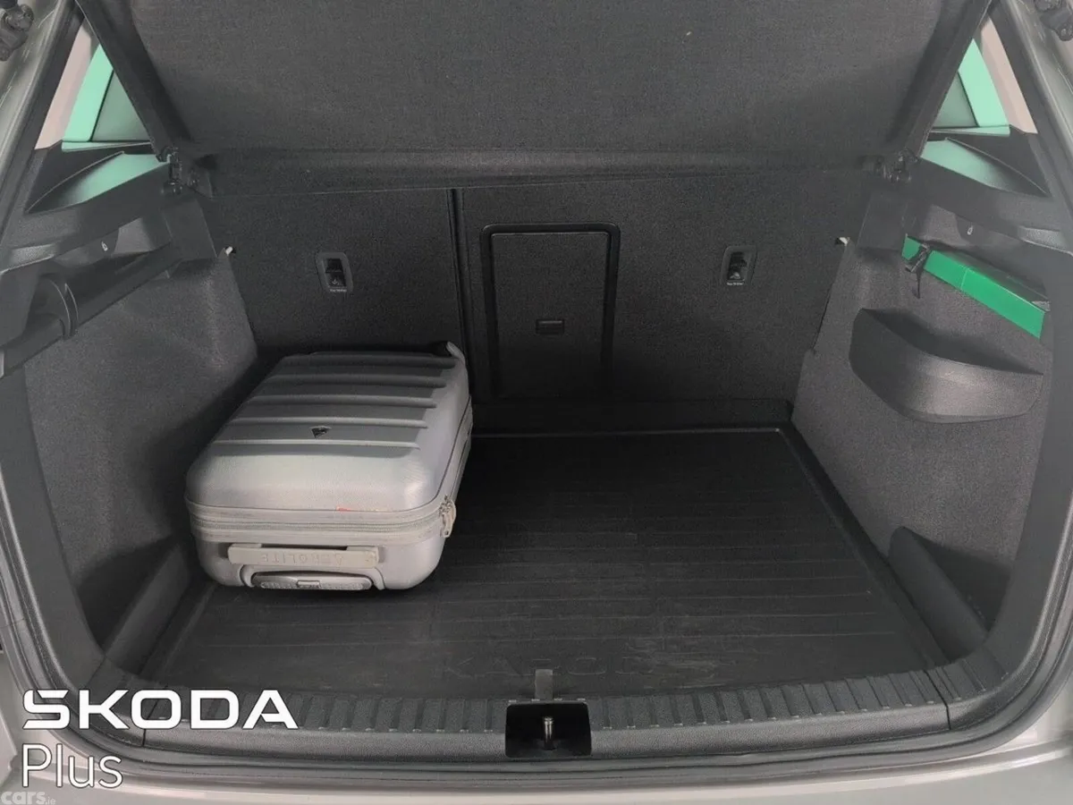 Skoda Karoq Estate, Petrol, 2024, Grey