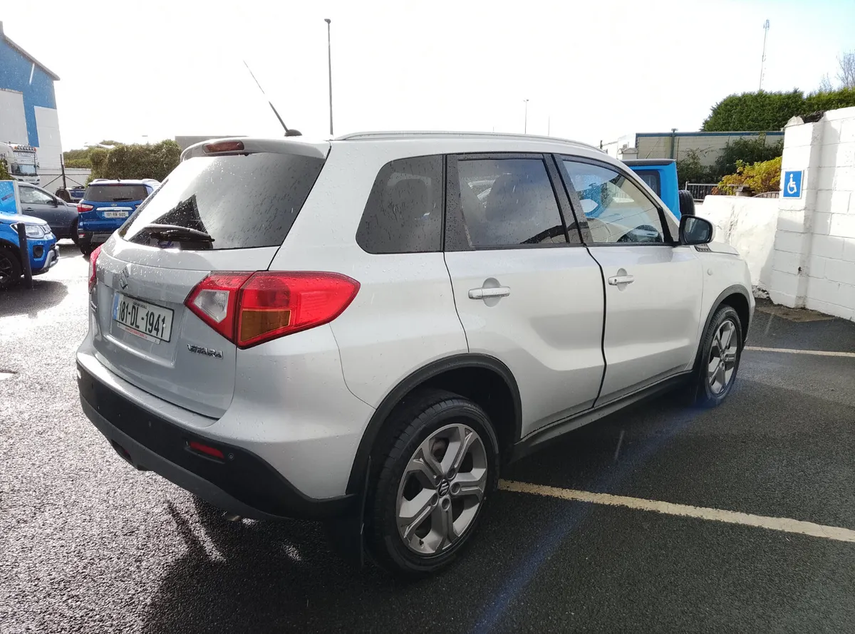Suzuki Vitara SUV, Diesel, 2018, Grey
