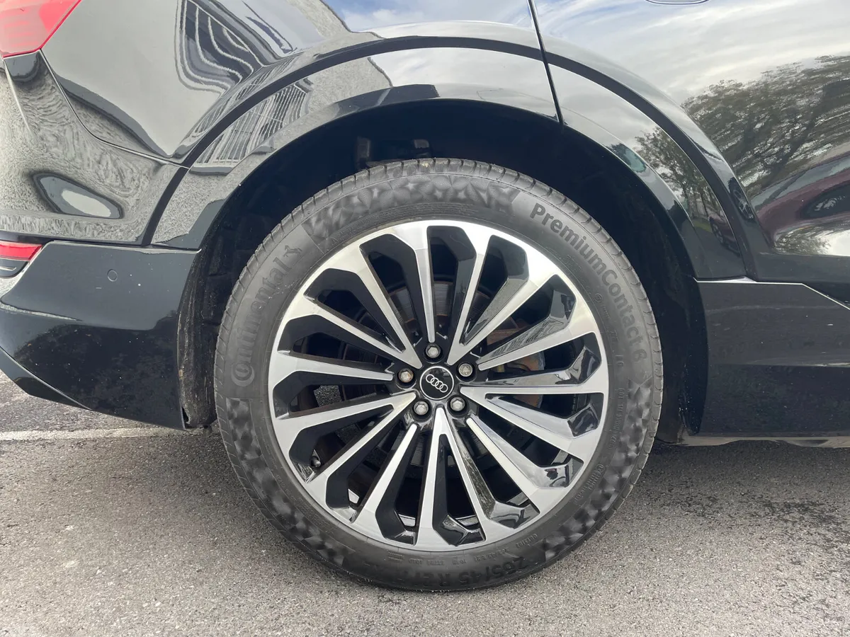 Audi e-tron SUV, Electric, 2023, Black