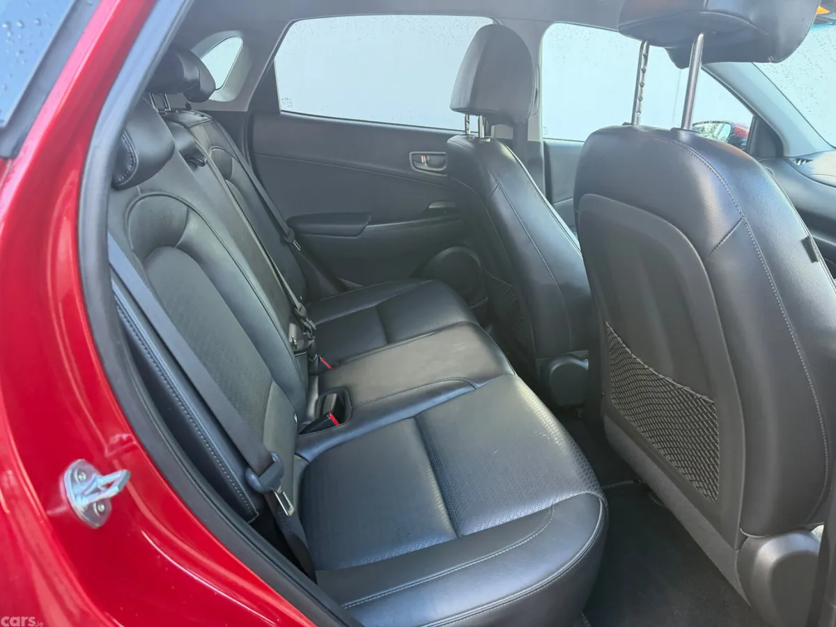 Hyundai KONA MPV, Electric, 2021, Red