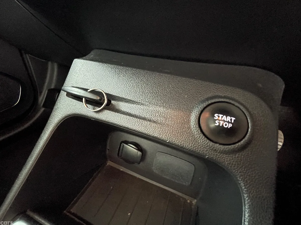 Renault Captur Hatchback, Petrol, 2021, Grey