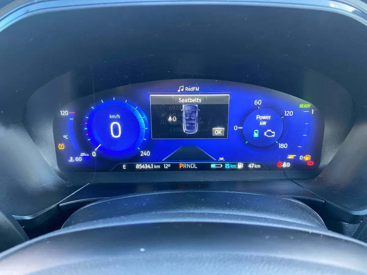 Ford Kuga SUV, Petrol Hybrid, 2022, Grey