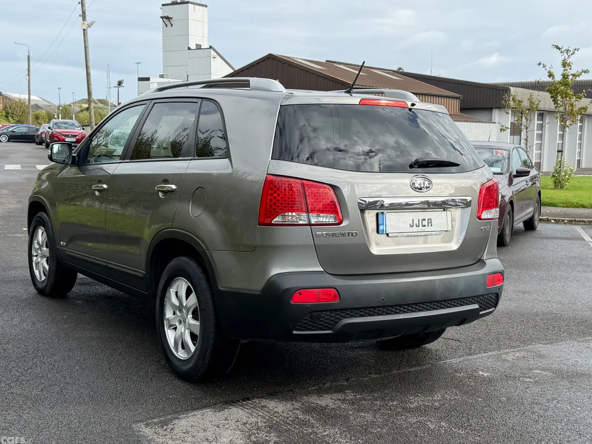 Kia Sorento SUV, Diesel, 2012, Silver