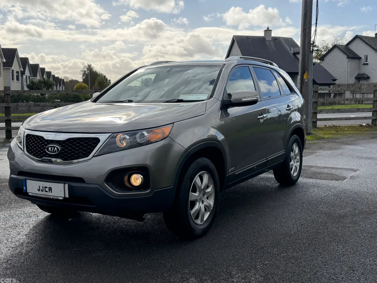Kia Sorento SUV, Diesel, 2012, Silver