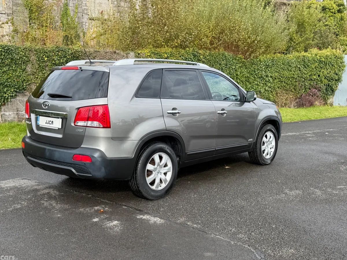 Kia Sorento SUV, Diesel, 2012, Silver