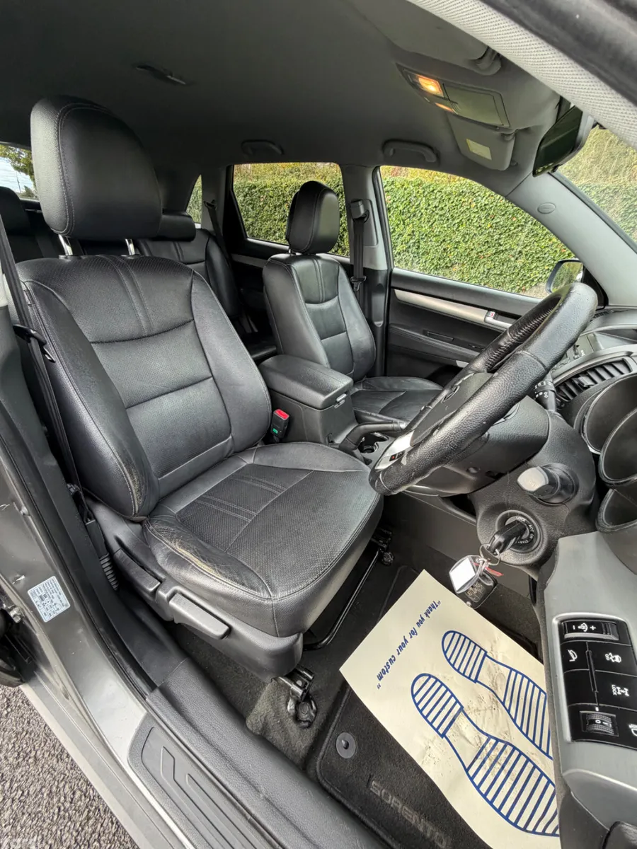 Kia Sorento SUV, Diesel, 2012, Silver