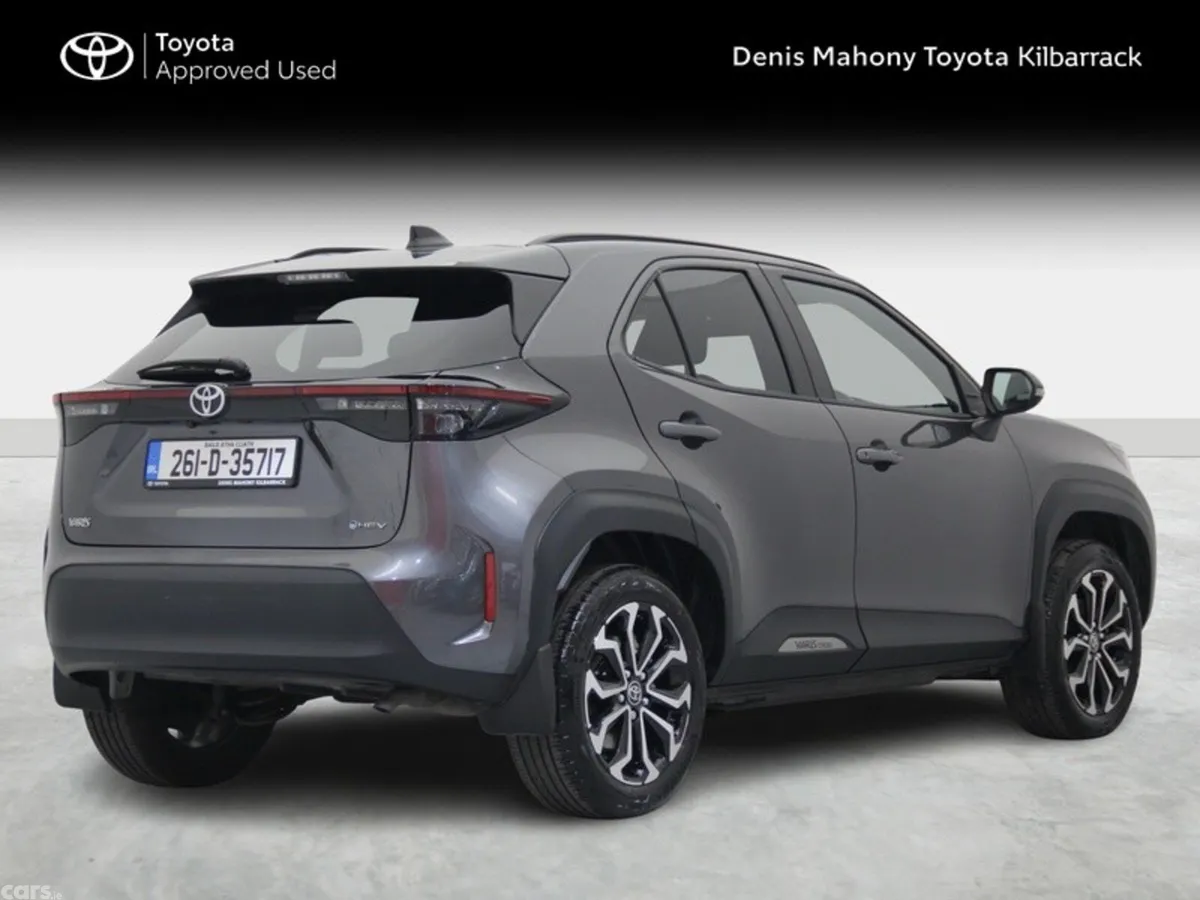 Toyota Yaris Cross Hatchback, Petrol Hybrid, 2026, Grey