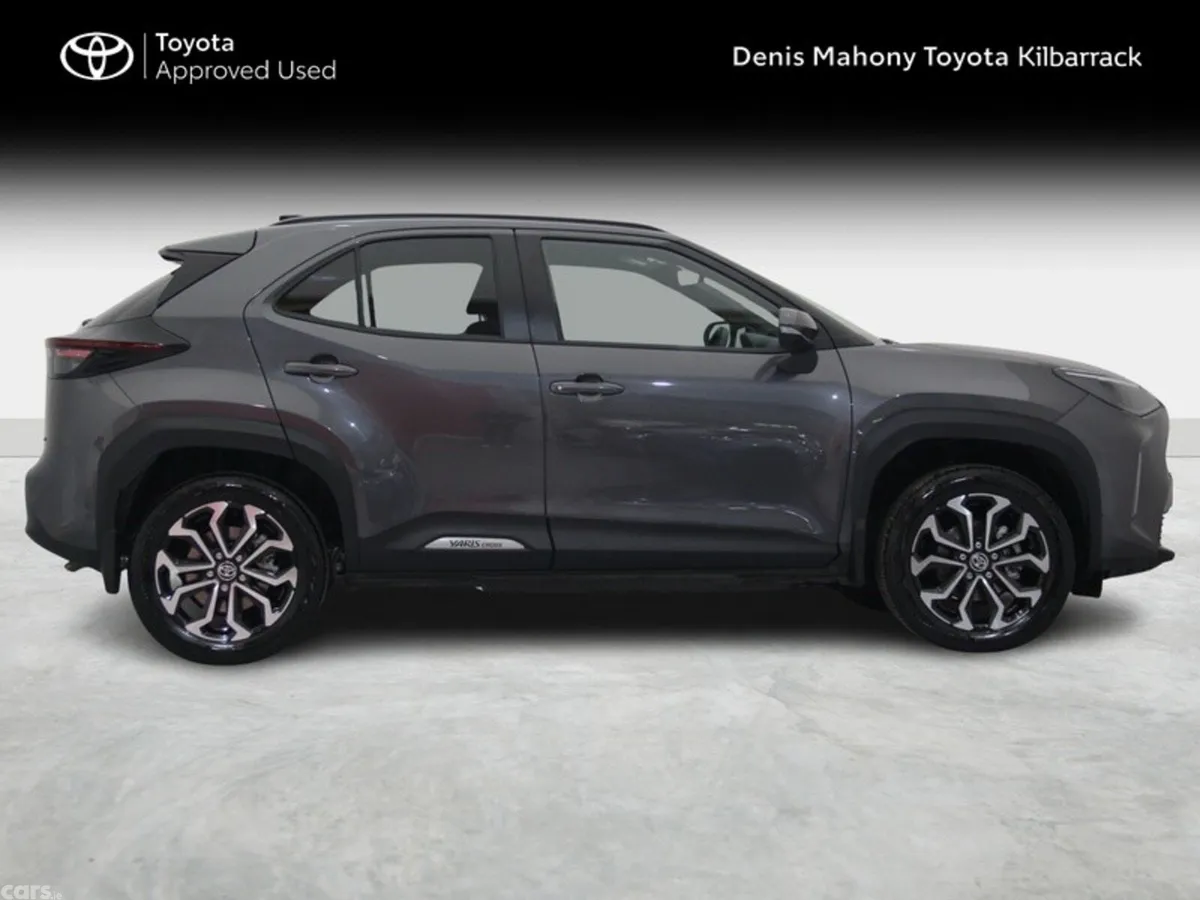 Toyota Yaris Cross Hatchback, Petrol Hybrid, 2026, Grey